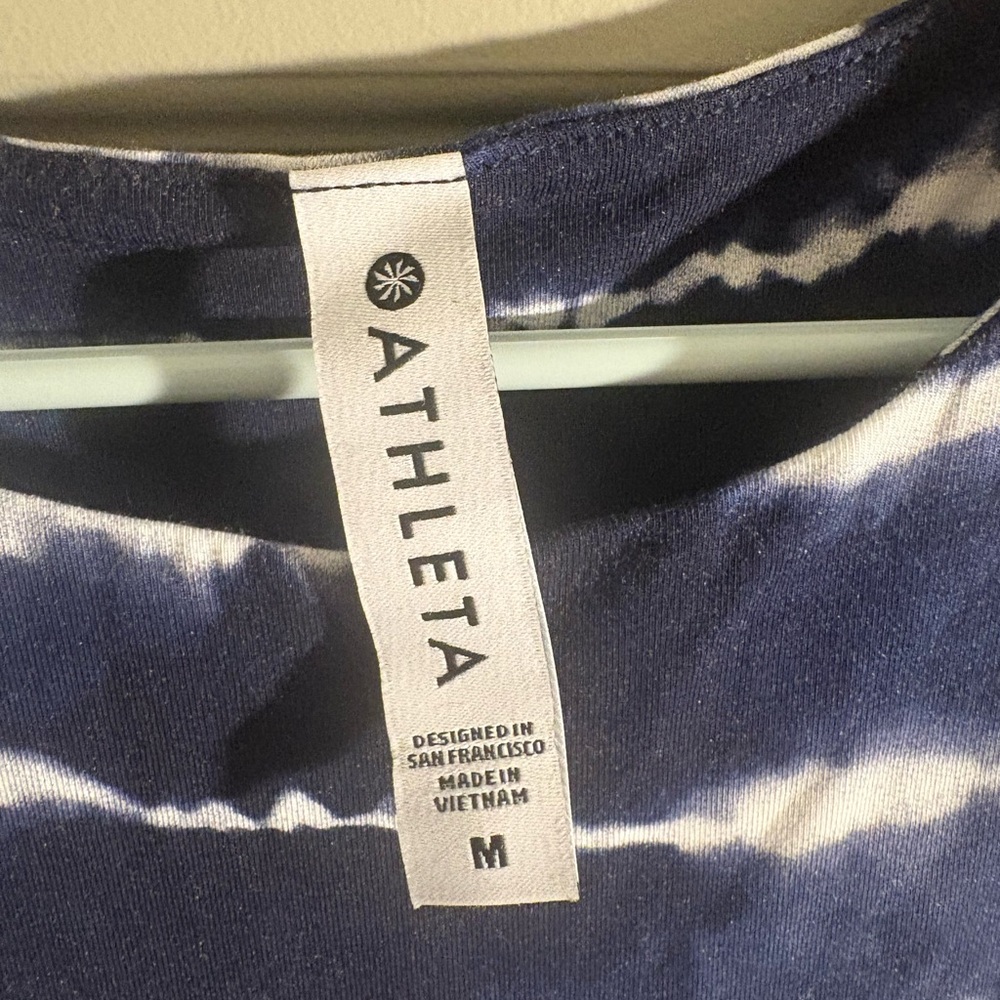 Athleta Navy and White Tie-Dye Tank Top - Picture 2 of 7